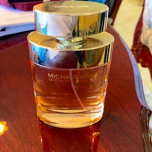 Michael Kors Wonderlust 3.4oz eau de parfum